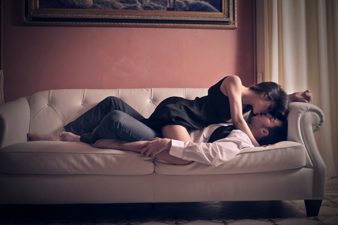 Sex-auf-dem-Sofa