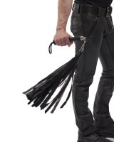 Vorschau: Leder-Flogger mit Drehgelenk – Anwendung