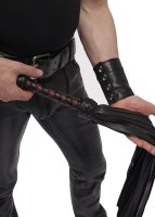 Vorschau: Lederflogger Impact – Handhabung mit ausgebreiteten Riemen
